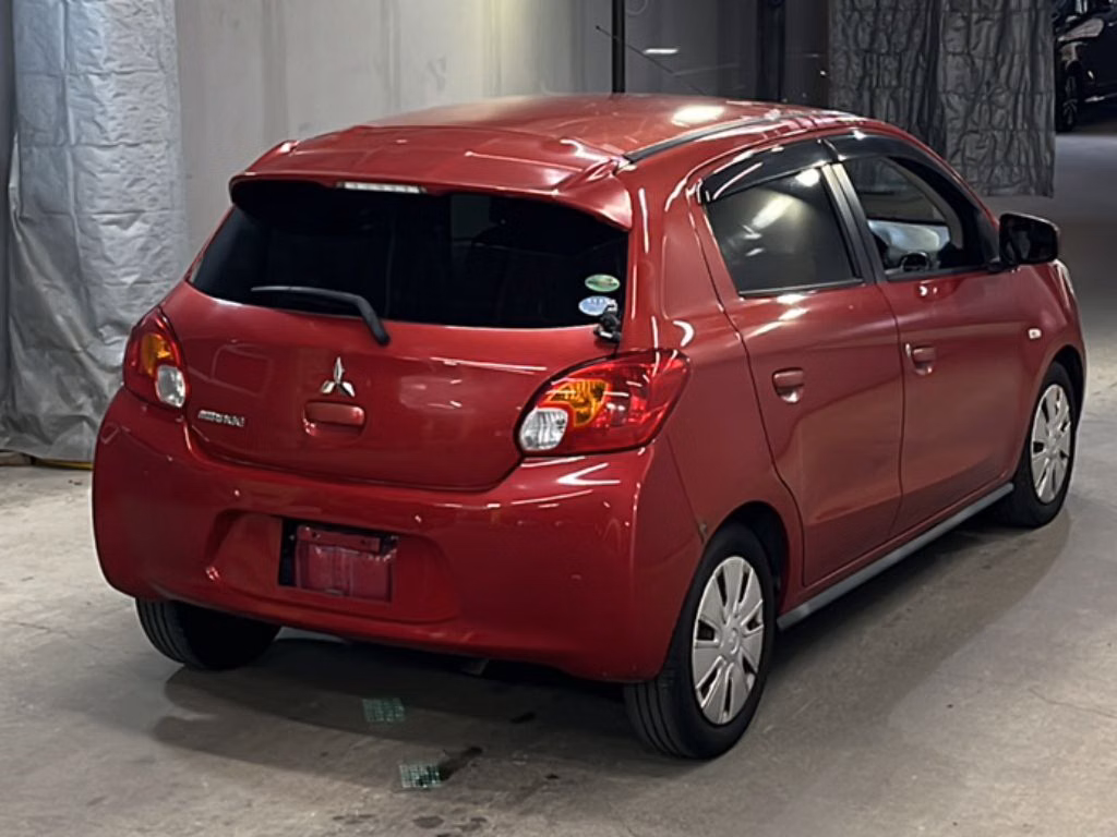MITSUBISHI MIRAGE