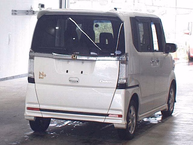 HONDA N-BOX+