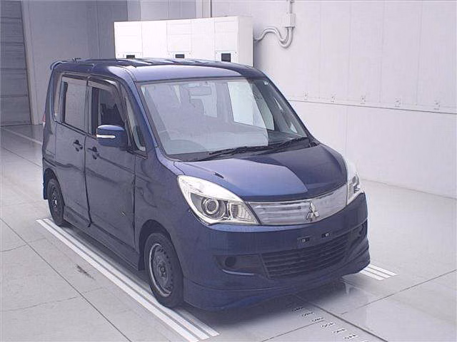 MITSUBISHI DELICA D:2