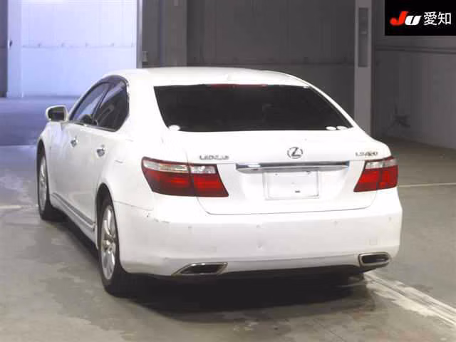 LEXUS LS460