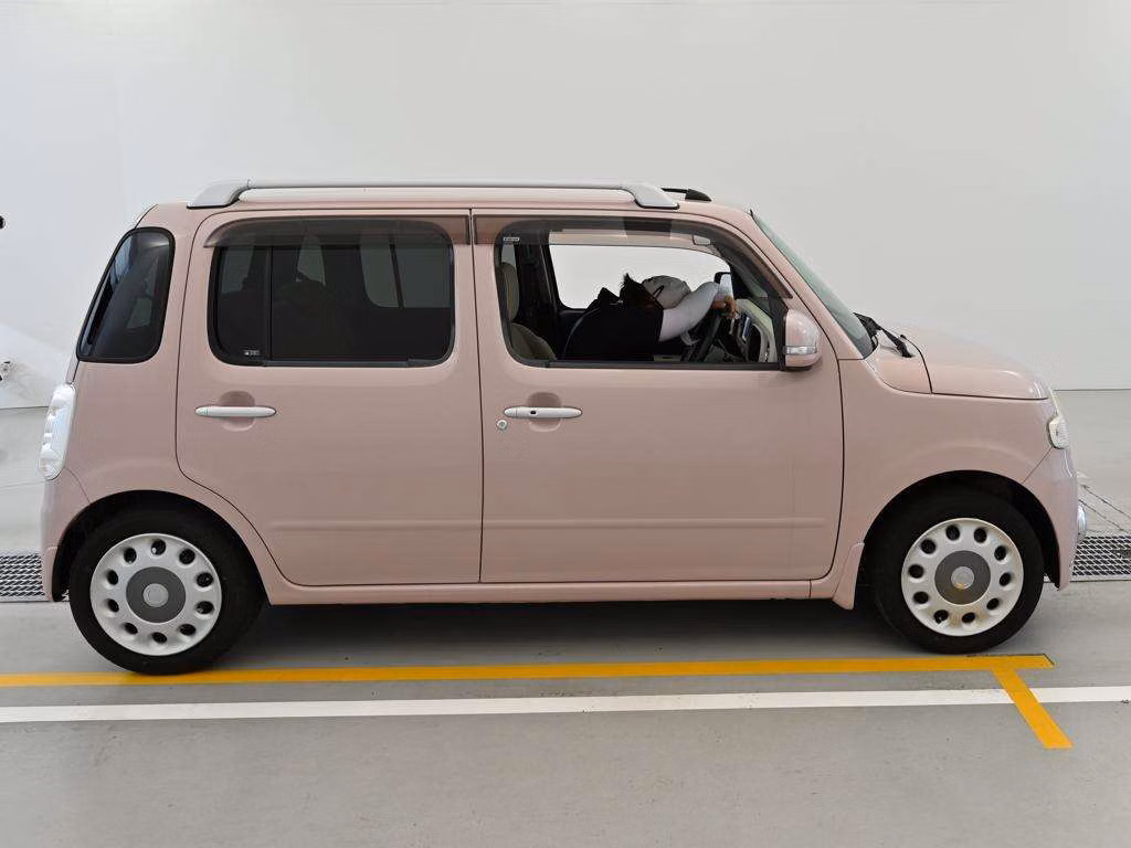 DAIHATSU MIRA COCOA