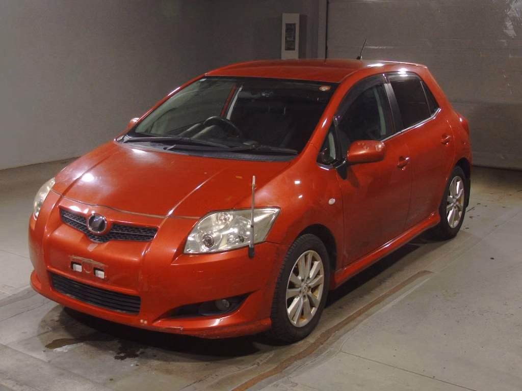 TOYOTA AURIS
