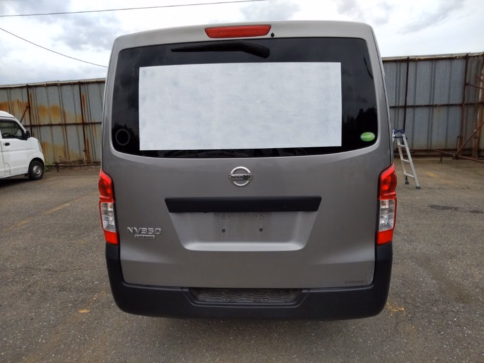 NISSAN NV350 CARAVAN