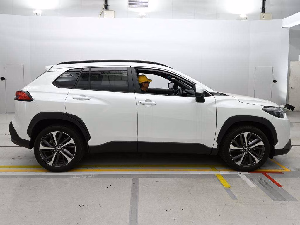 TOYOTA COROLLA CROSS