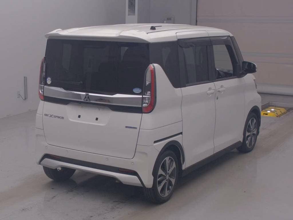 MITSUBISHI EK SPACE