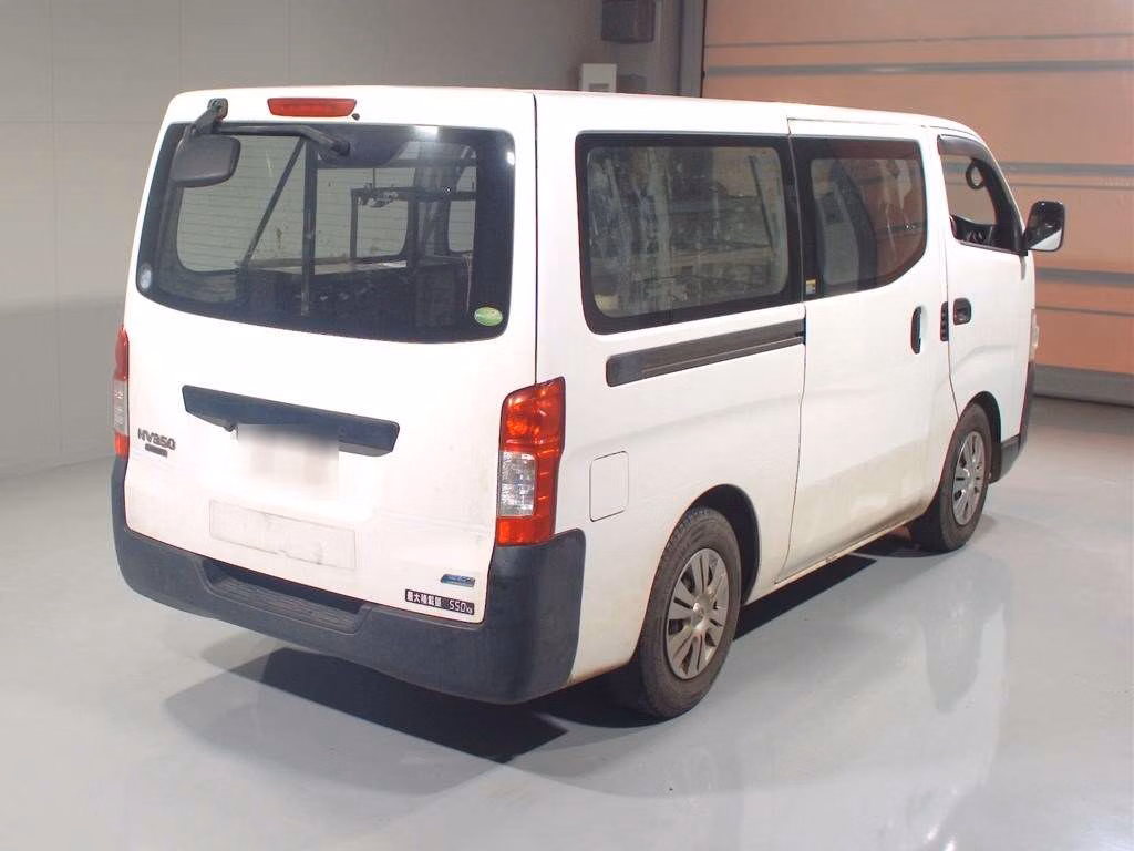 NISSAN NV350 CARAVAN