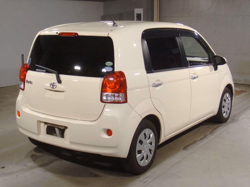 TOYOTA PORTE