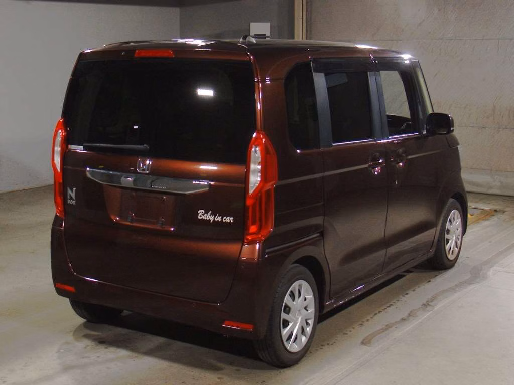 HONDA N-BOX