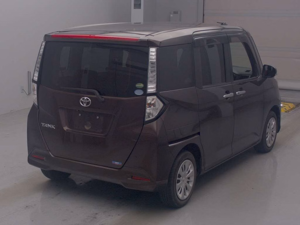 TOYOTA TANK