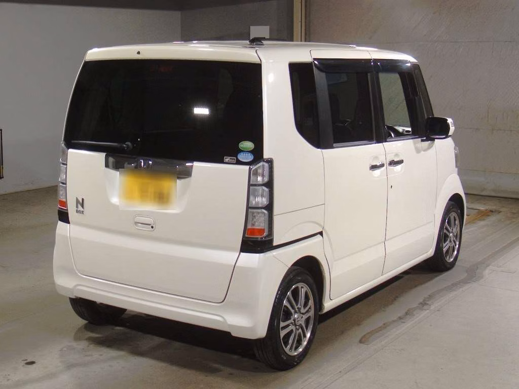 HONDA N-BOX