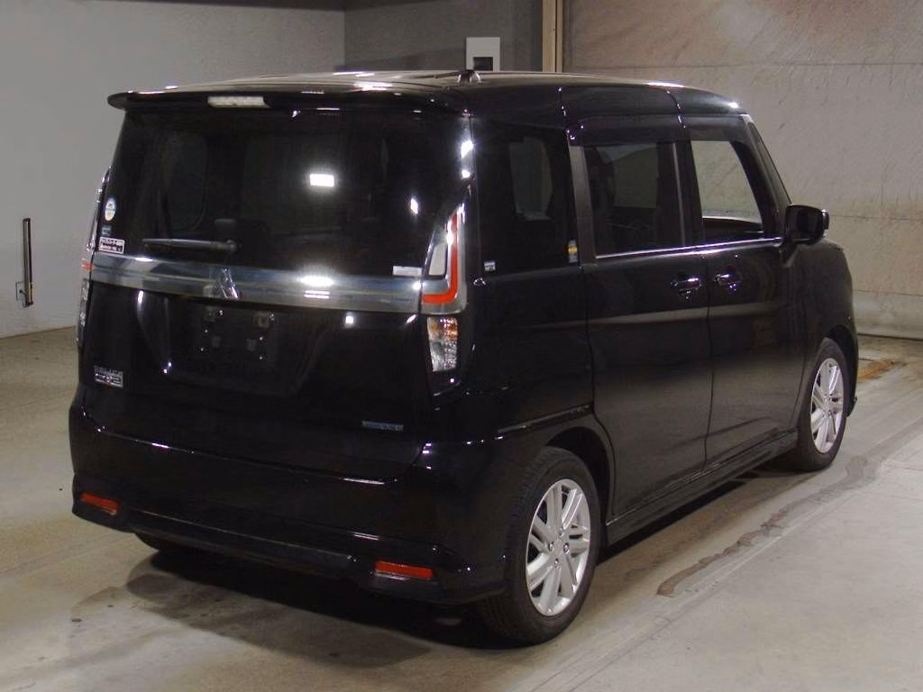 MITSUBISHI DELICA D:2