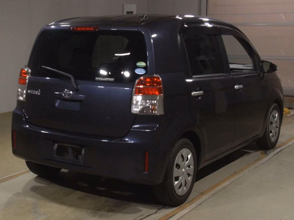 TOYOTA SPADE