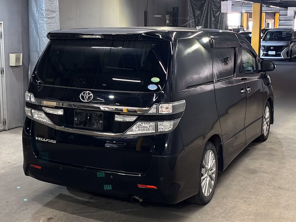 TOYOTA VELLFIRE