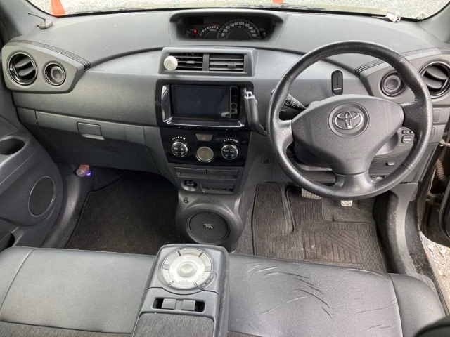 TOYOTA BB
