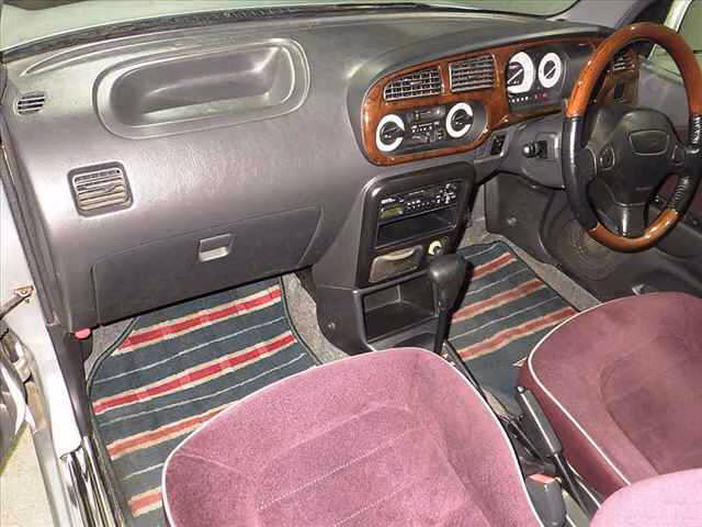 DAIHATSU MIRA GINO