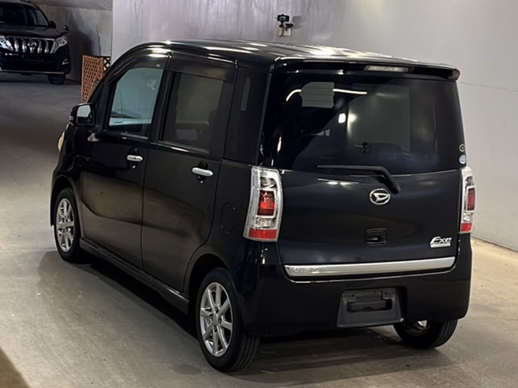 DAIHATSU TANTO EXE