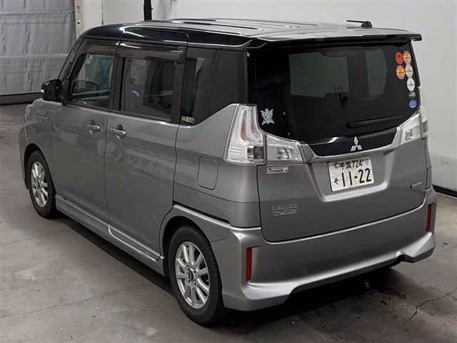 MITSUBISHI DELICA D:2