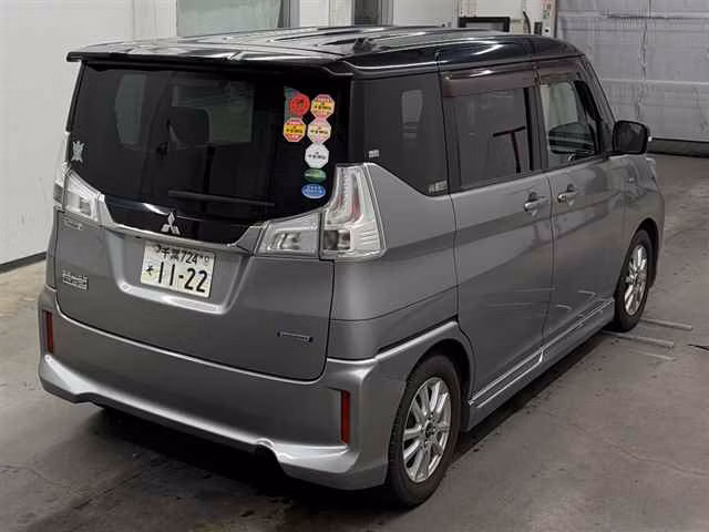 MITSUBISHI DELICA D:2