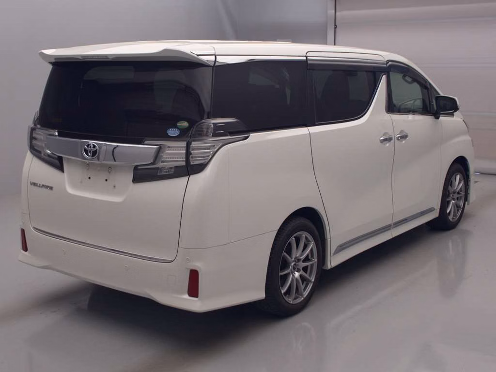 TOYOTA VELLFIRE
