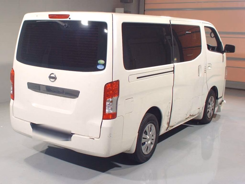 NISSAN NV350 CARAVAN