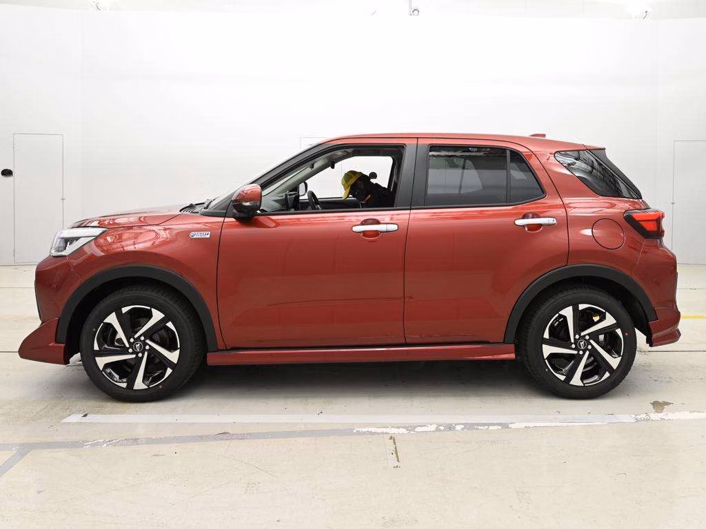DAIHATSU ROCKY