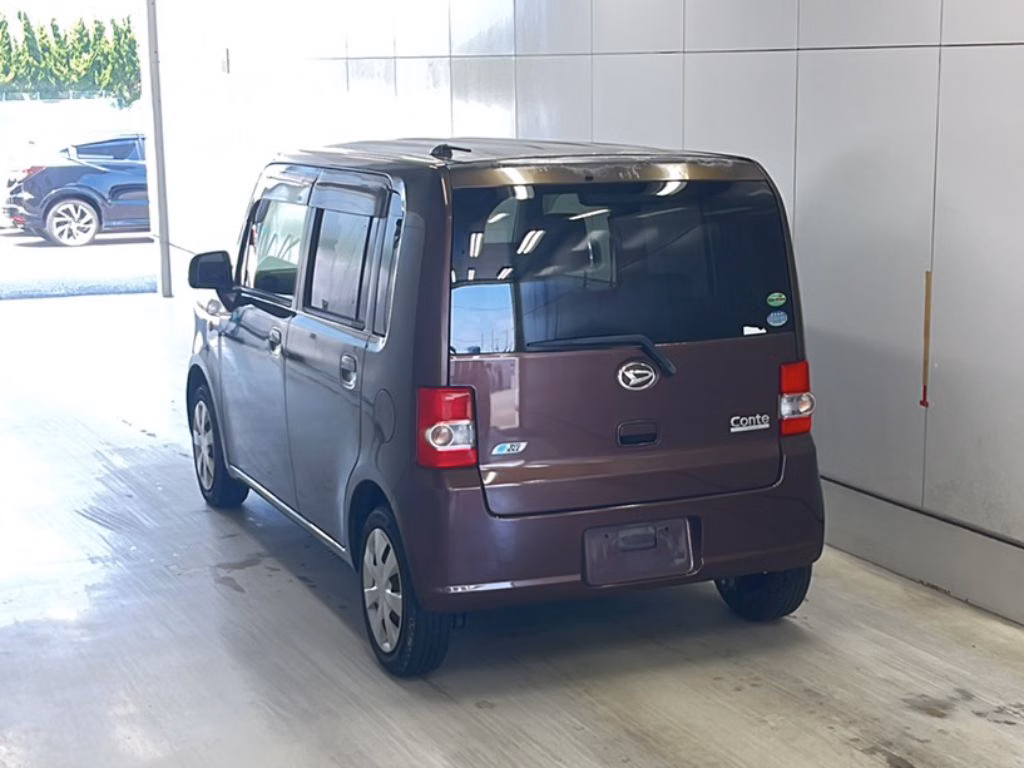 DAIHATSU MOVE CONTE