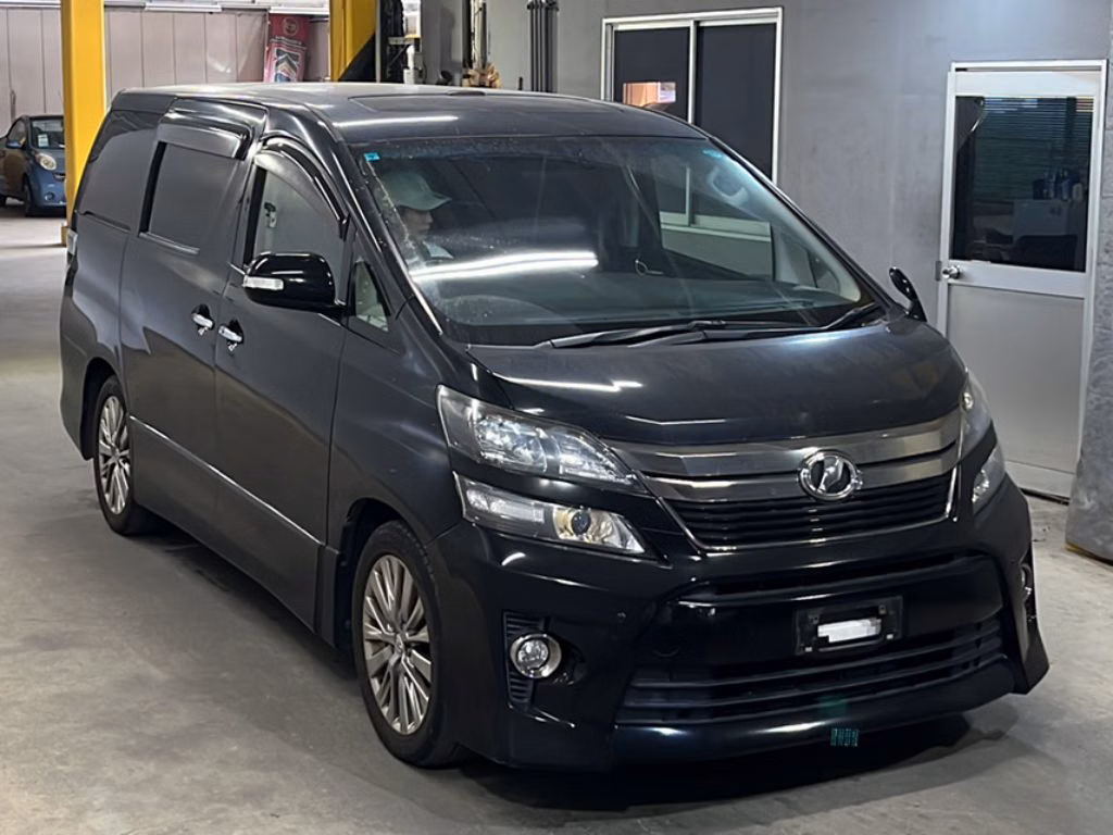 TOYOTA VELLFIRE