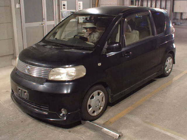 TOYOTA PORTE