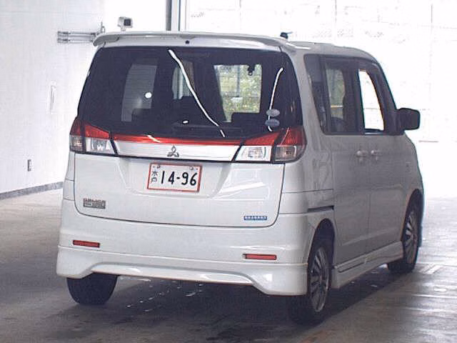 MITSUBISHI DELICA D:2
