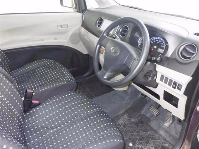 DAIHATSU TANTO EXE