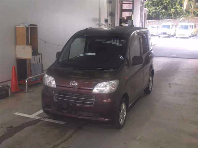 DAIHATSU TANTO EXE