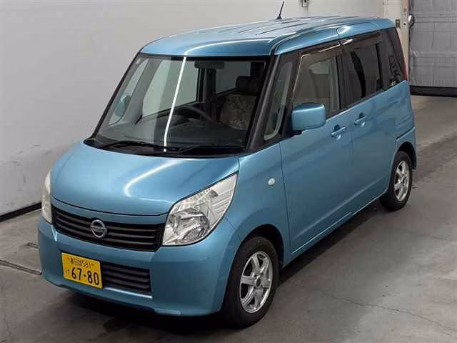 NISSAN ROOX