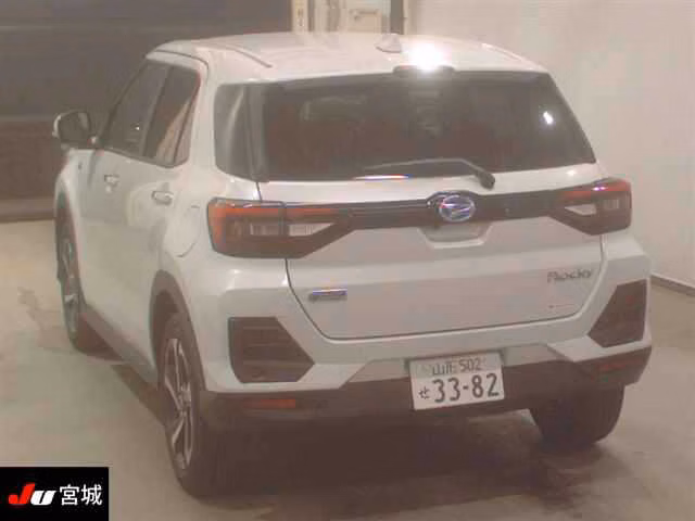 DAIHATSU ROCKY