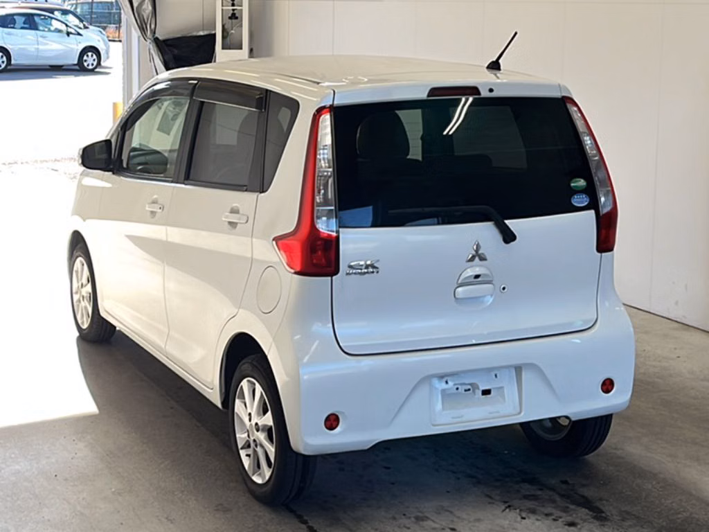 MITSUBISHI EK WAGON