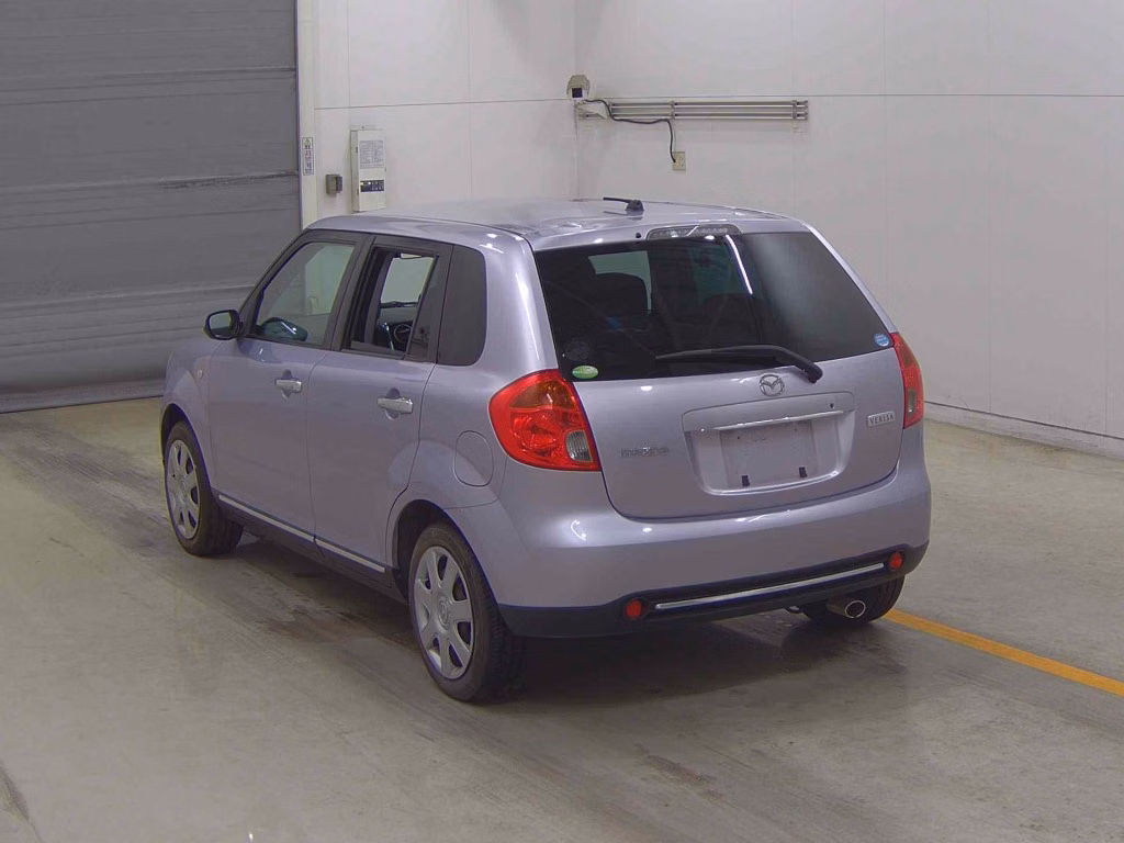 MAZDA VERISA