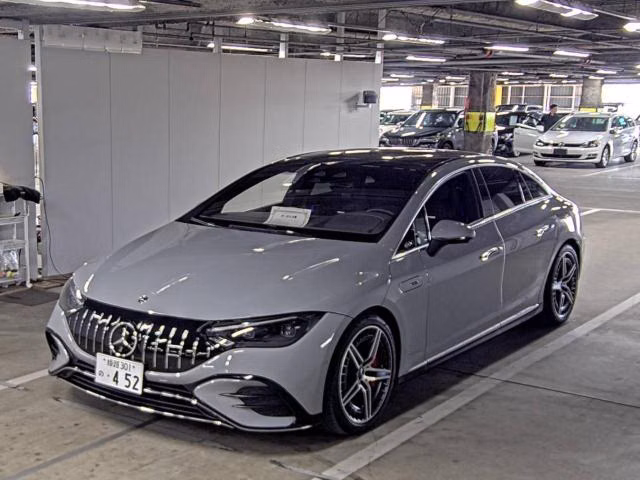 MERCEDES-BENZ EQE