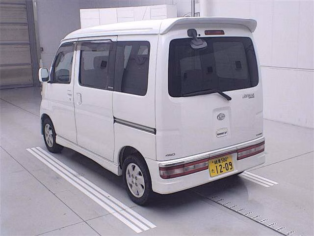 DAIHATSU ATRAI