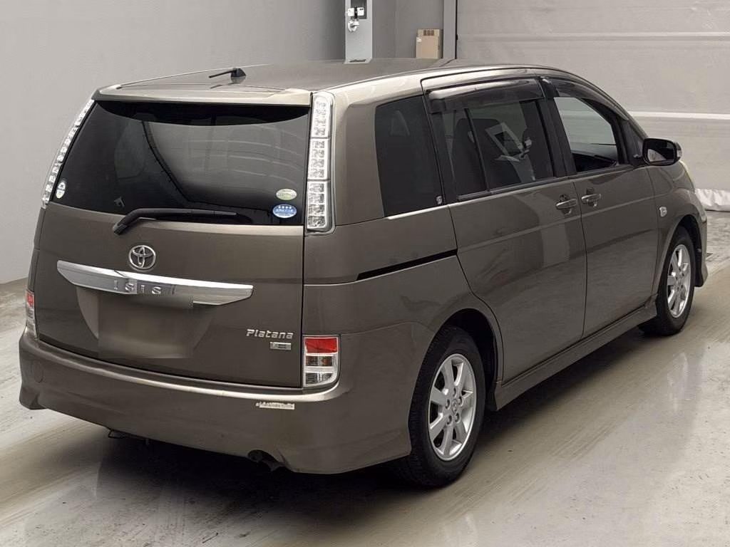 TOYOTA ISIS