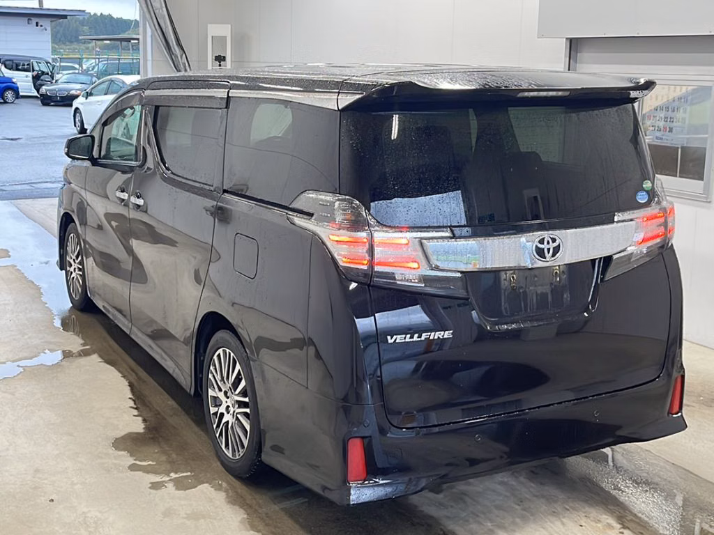 TOYOTA VELLFIRE