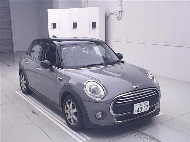 MINI HATCH