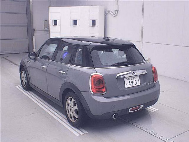 MINI HATCH