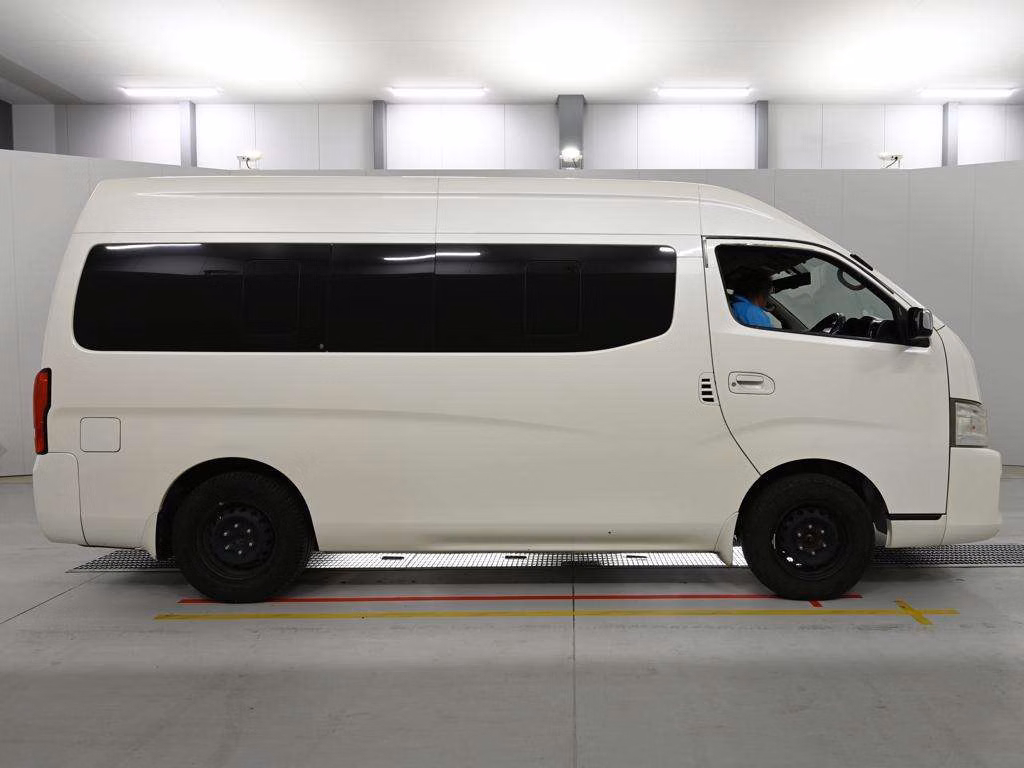 NISSAN NV350 CARAVAN