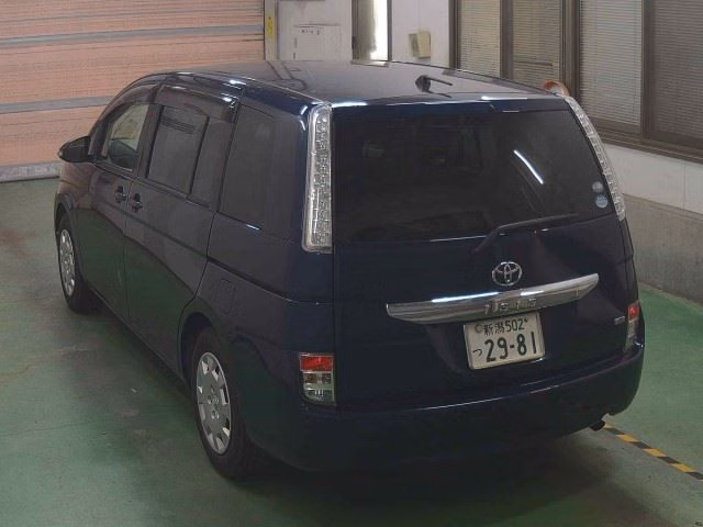 TOYOTA ISIS