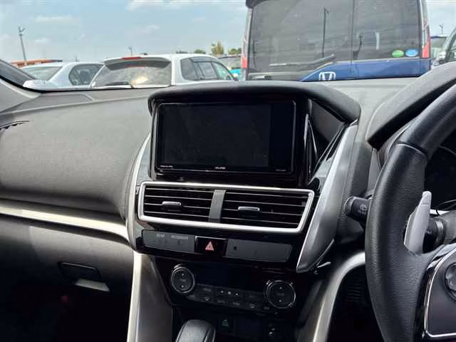 MITSUBISHI ECLIPSE CROSS
