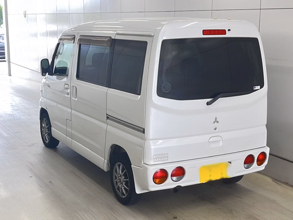 MITSUBISHI TOWN BOX