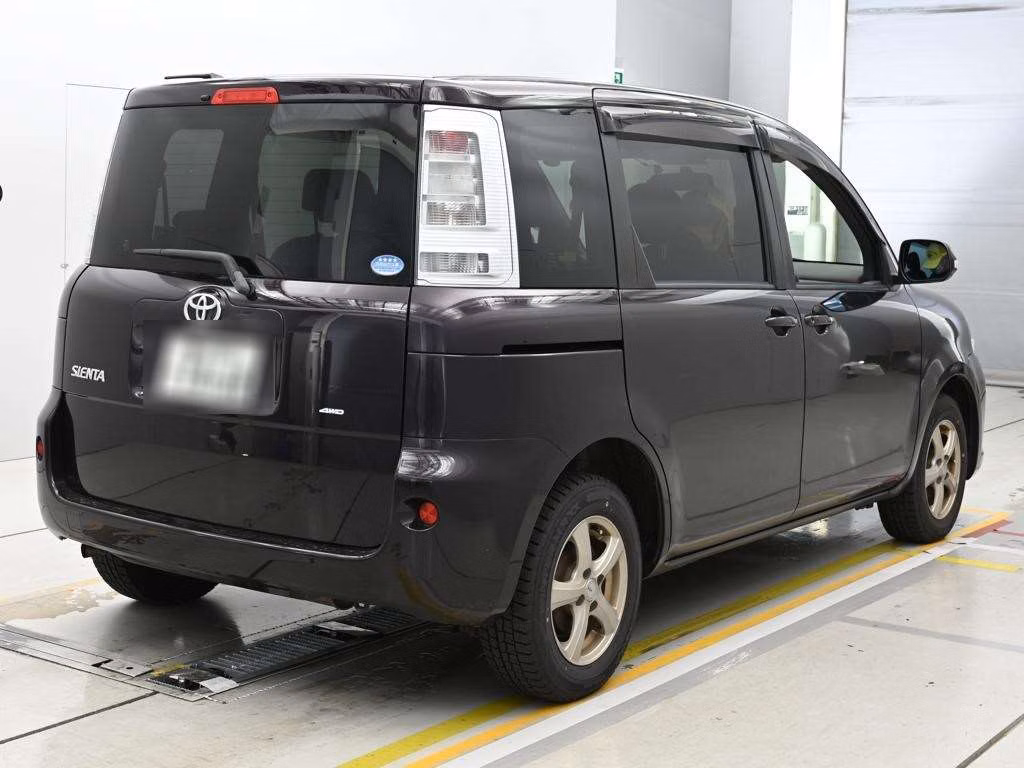 TOYOTA SIENTA