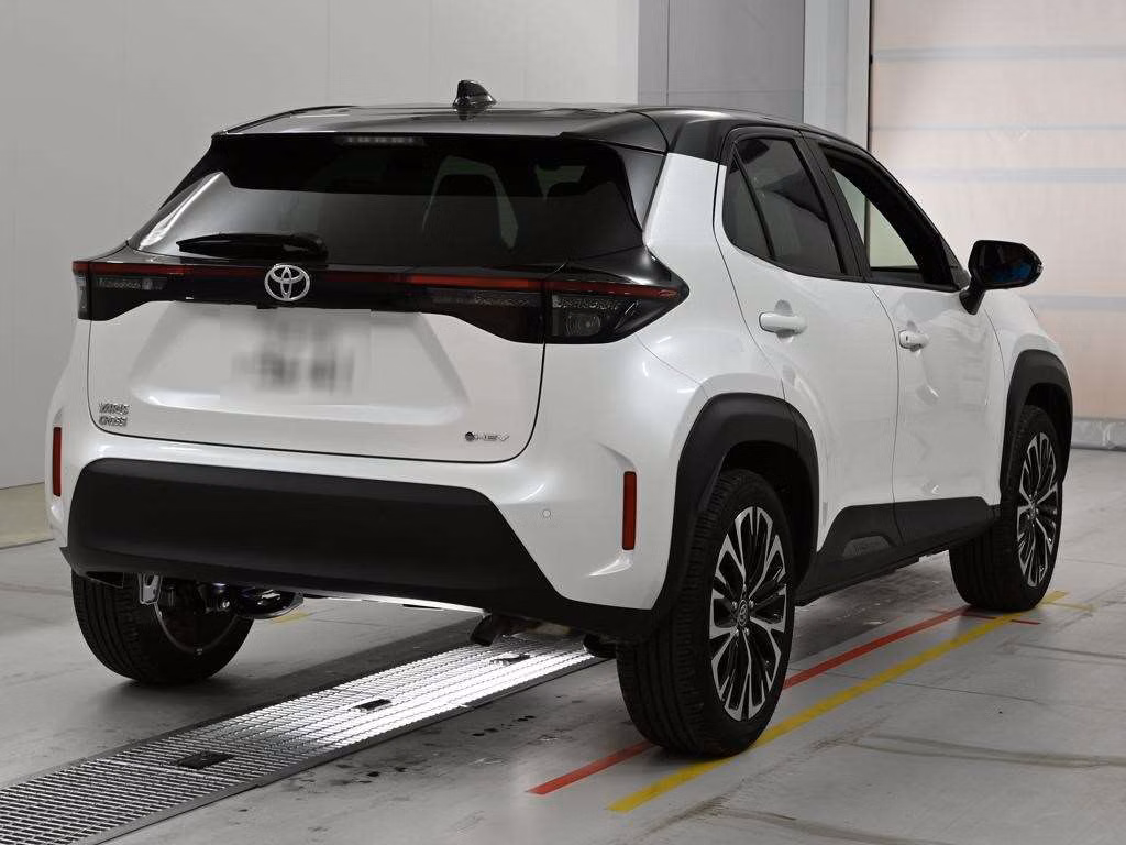 TOYOTA YARIS CROSS