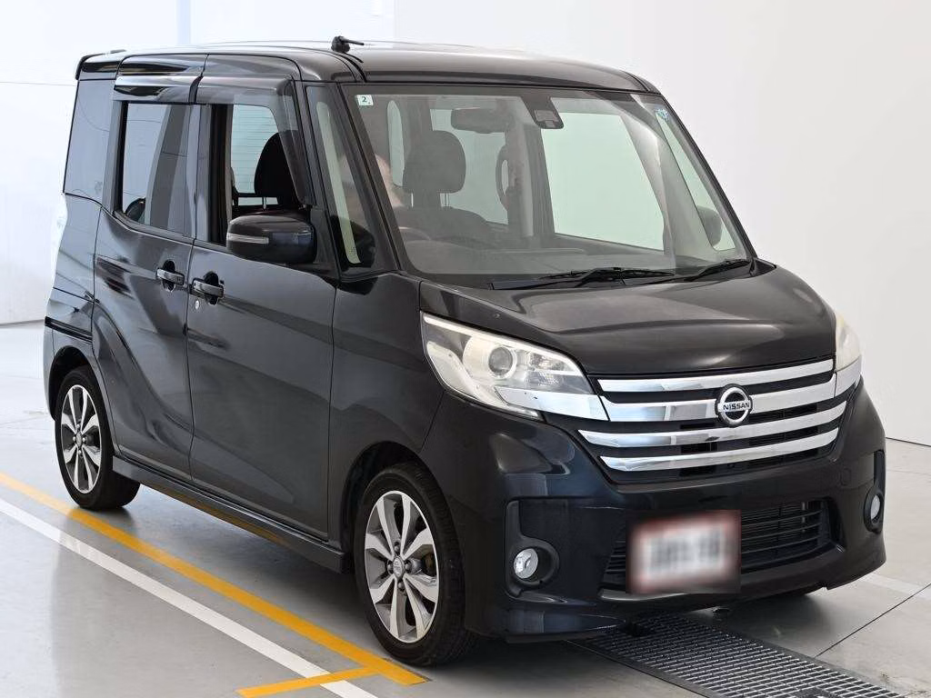 NISSAN DAYZ ROOX