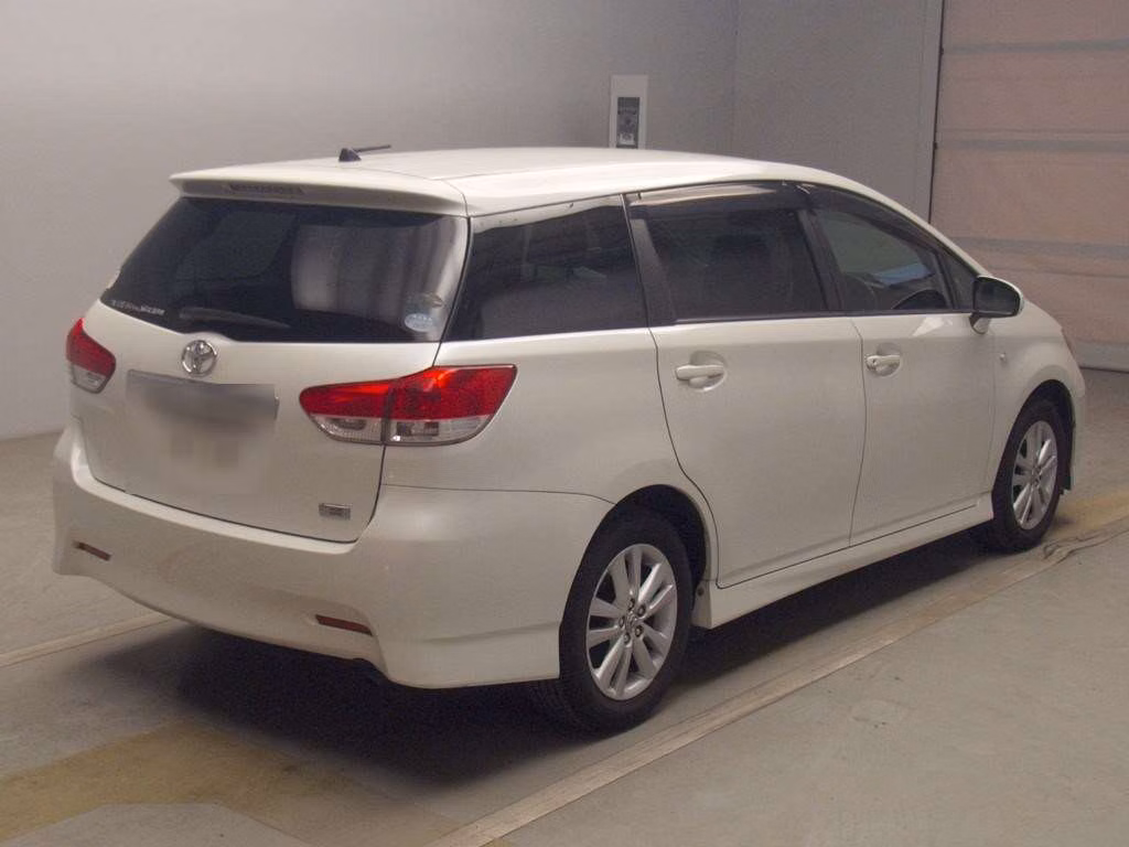 TOYOTA WISH
