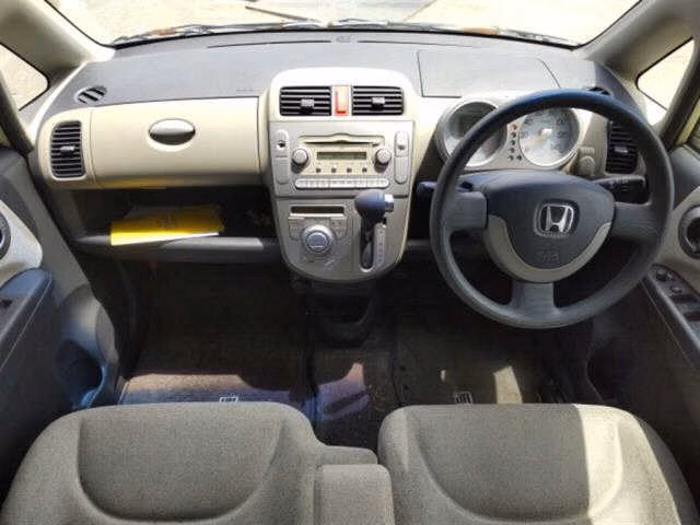 HONDA LIFE